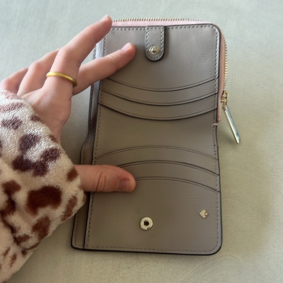 Kate Spade wallet - Picture 2 of 3